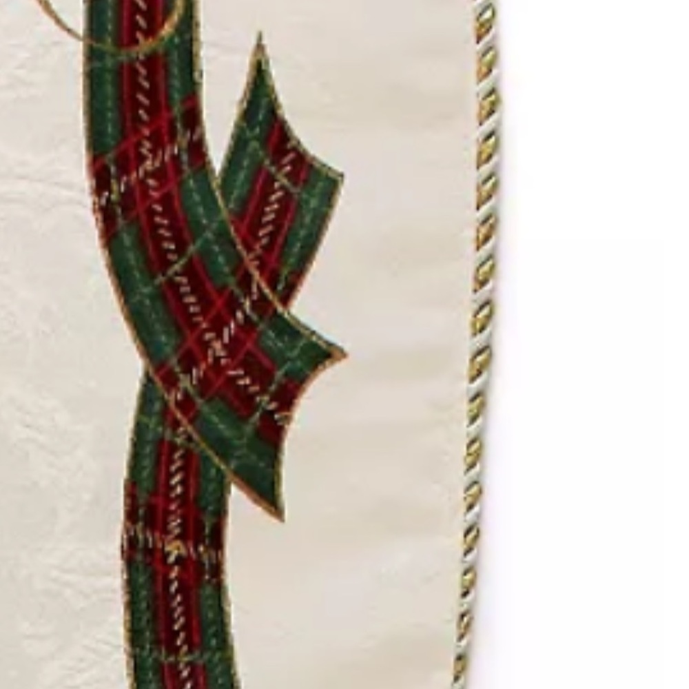 Lenox Holiday Nouveau Oval Table Runner  Centerpiece - Picture 5 of 7